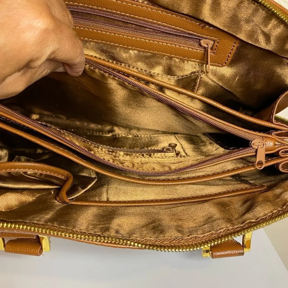 NWOT Joy & Iman Handbag